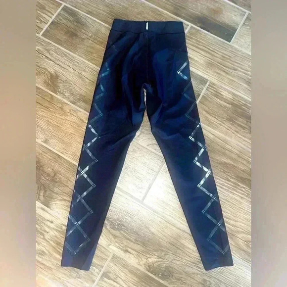 UltraCor women’s leggings - Picture 1 of 4